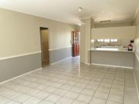 3 Bedroom 1 Bathroom Flat/Apartment for Sale for sale in Langenhoven Park