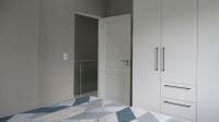 Bed Room 1 - 21 square meters of property in Olivedale