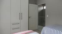 Bed Room 2 - 12 square meters of property in Olivedale