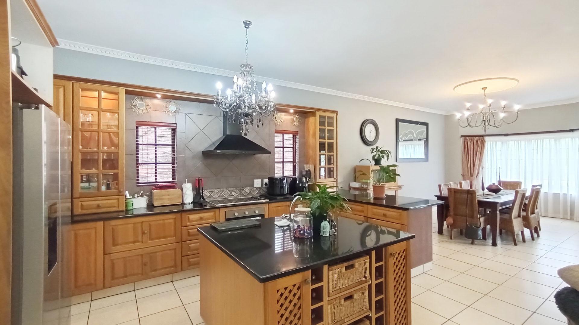 Kitchen - 31 square meters of property in Albany