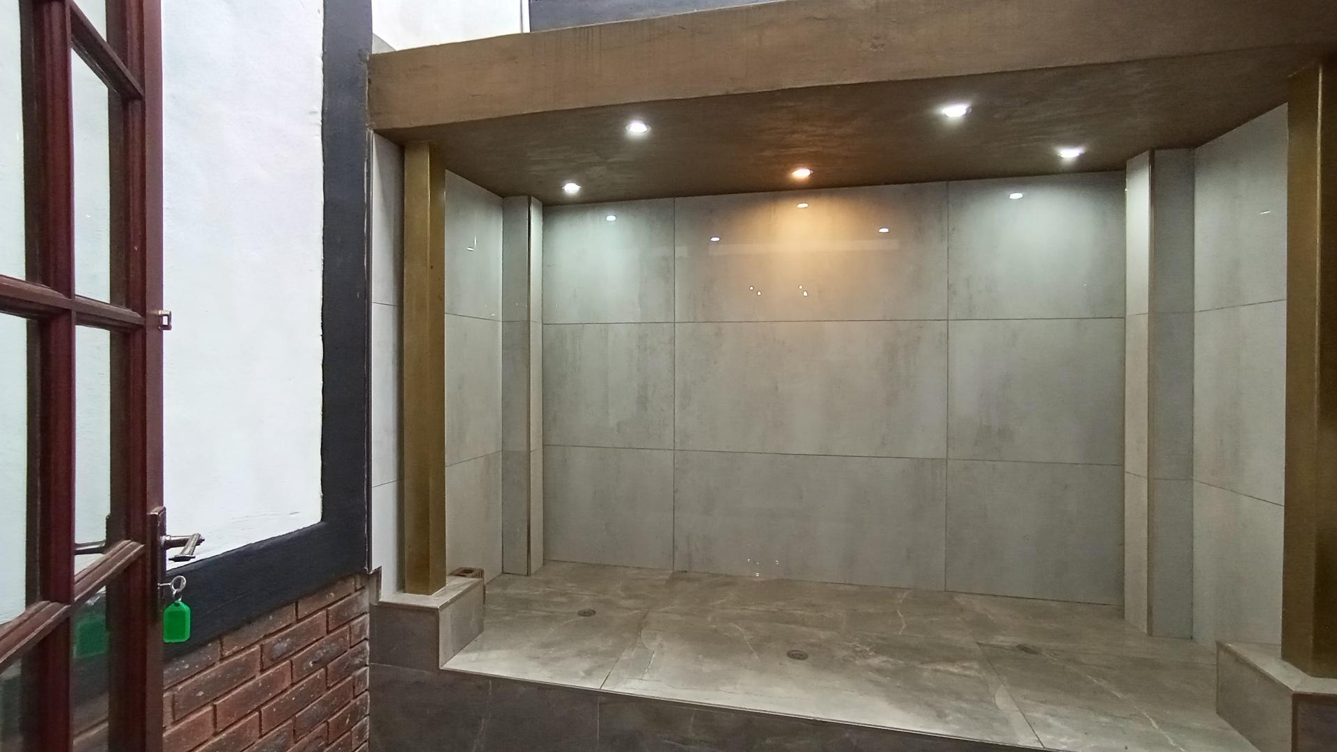 Spaces - 51 square meters of property in Albany