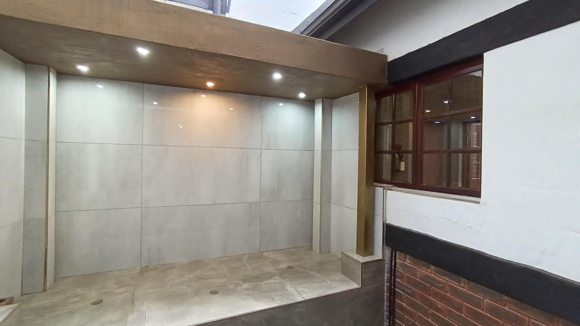 Spaces - 51 square meters of property in Albany