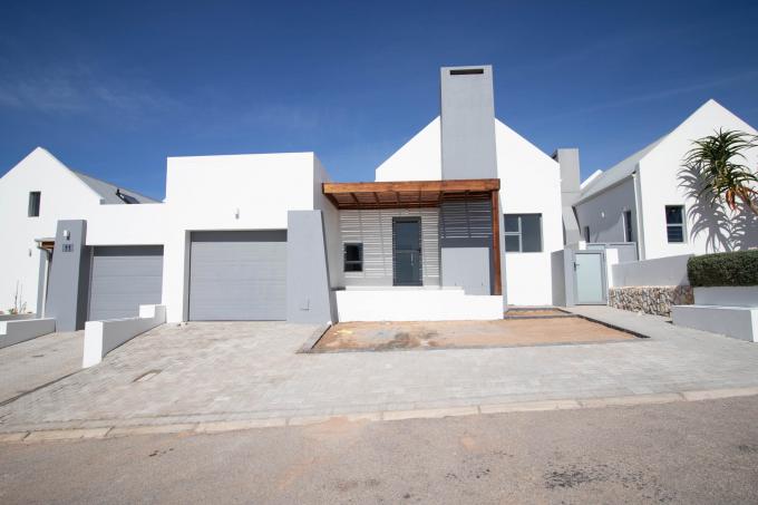 3 Bedroom House for Sale For Sale in Saldanha - MR673137