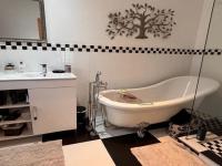  of property in Henley-on-Klip