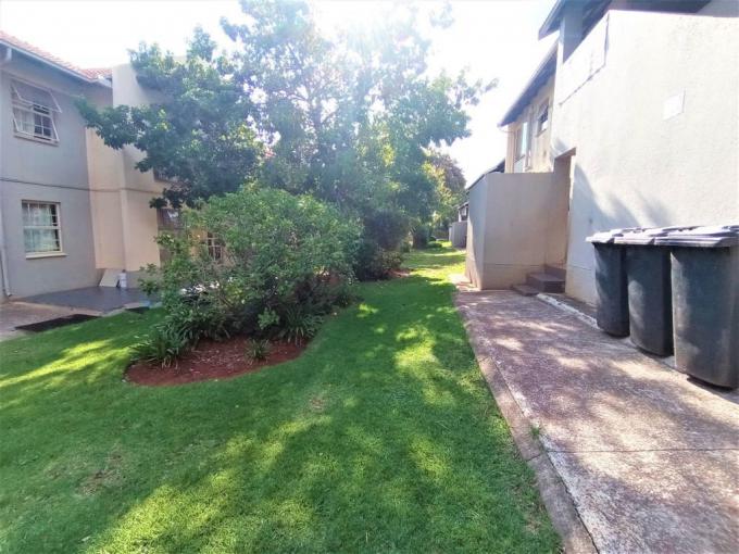3 Bedroom Apartment for Sale For Sale in Die Hoewes - MR673142
