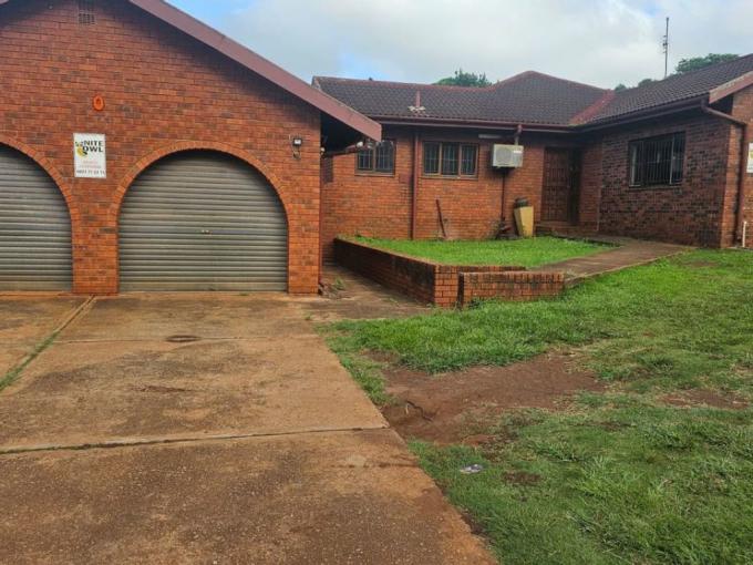 3 Bedroom House to Rent in Nyala Park - Property to rent - MR673167