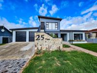 6 Bedroom 4 Bathroom House for Sale for sale in Stilbaai (Still Bay)
