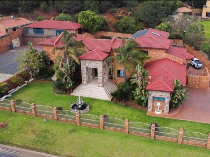 6 Bedroom House for Sale For Sale in Meyersdal - MR673219