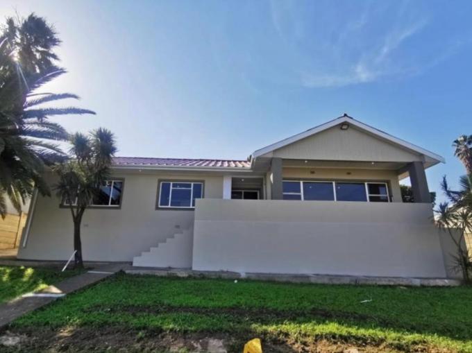 3 Bedroom House for Sale For Sale in Van Riebeeckhoogte - MR673222