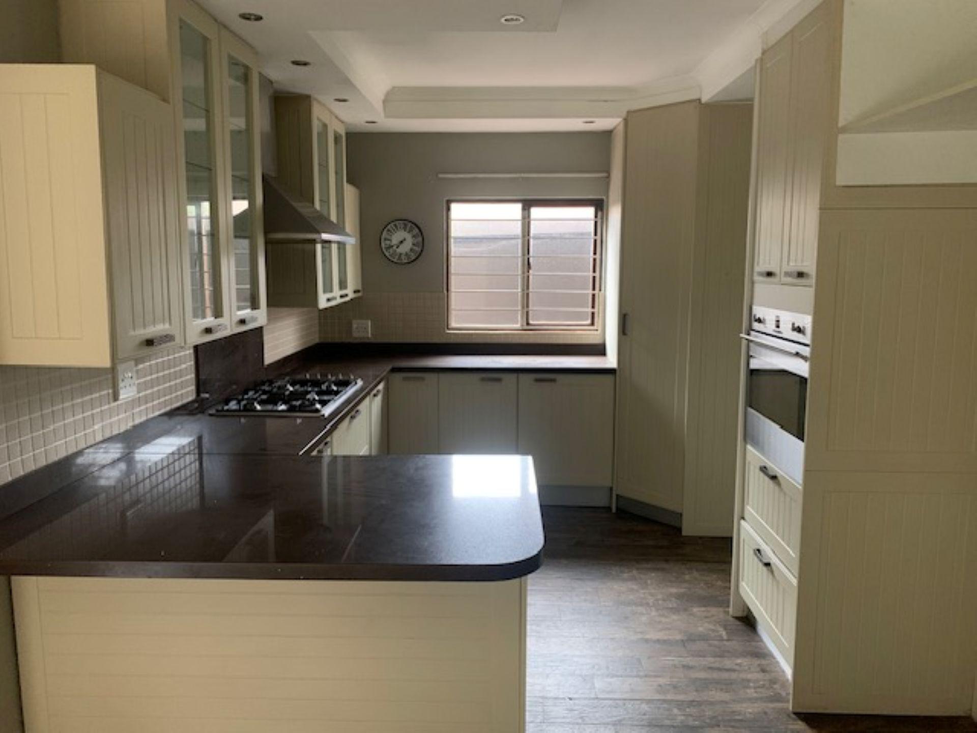 Kitchen of property in Douglasdale