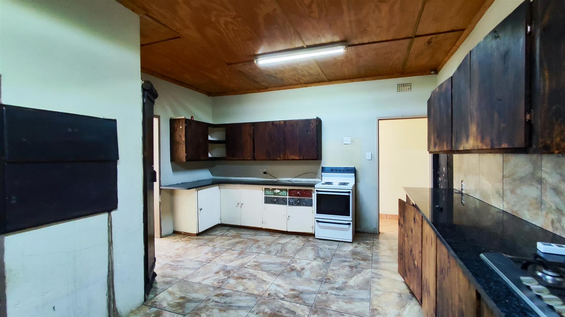 Kitchen - 27 square meters of property in Meyerton