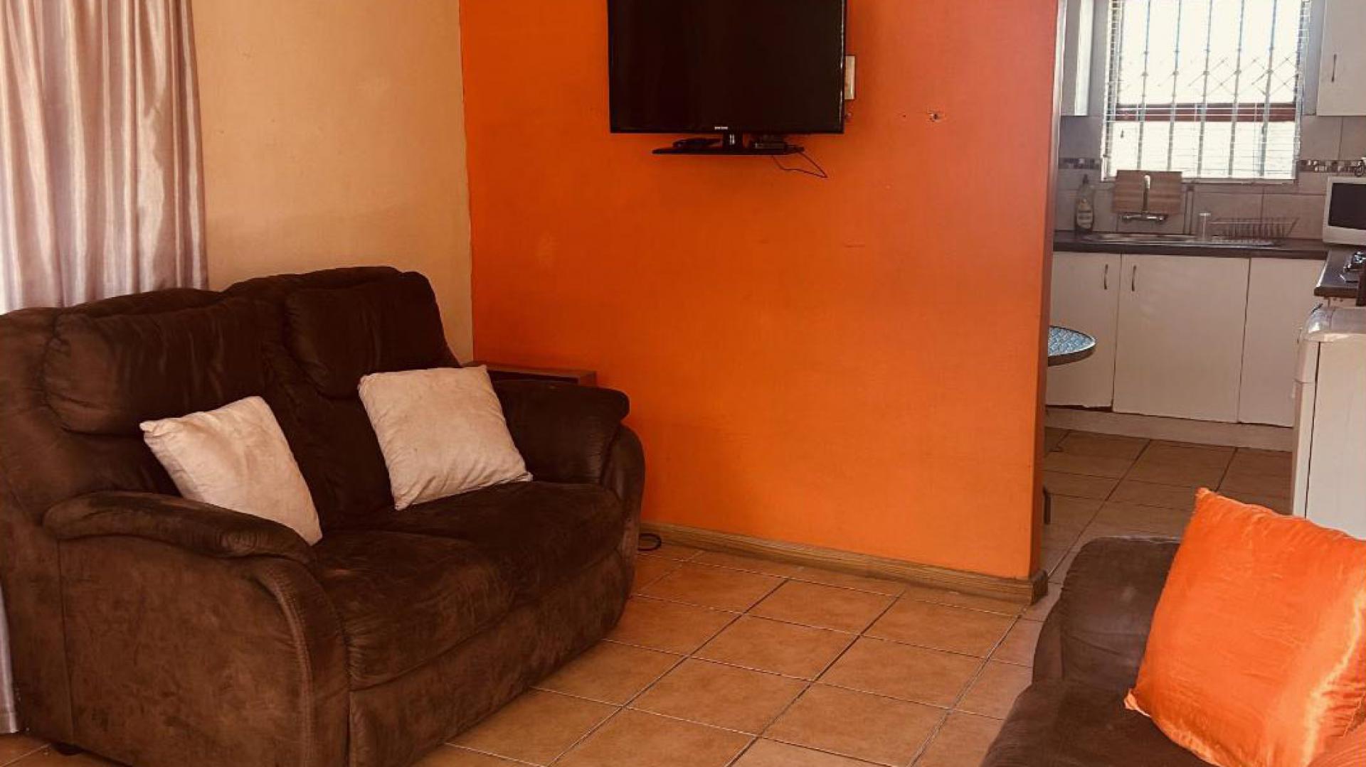 Lounges of property in Mitchells Plain