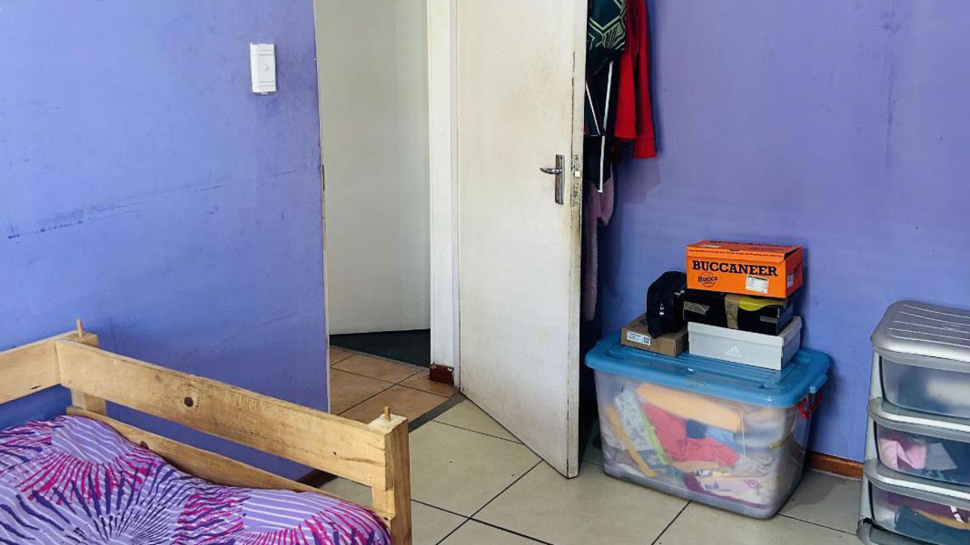 Bed Room 2 of property in Mitchells Plain