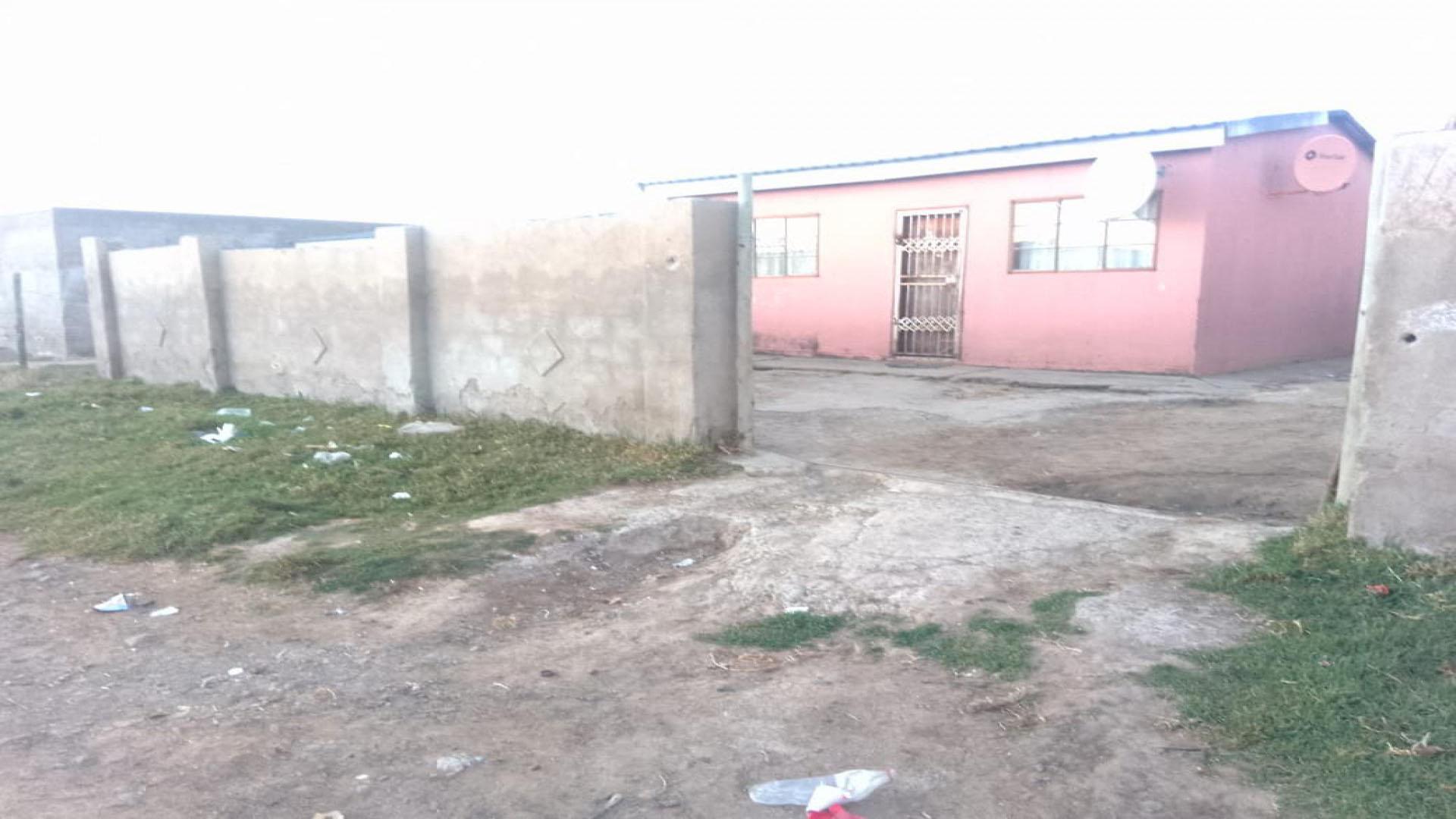 Front View of property in Qumbu