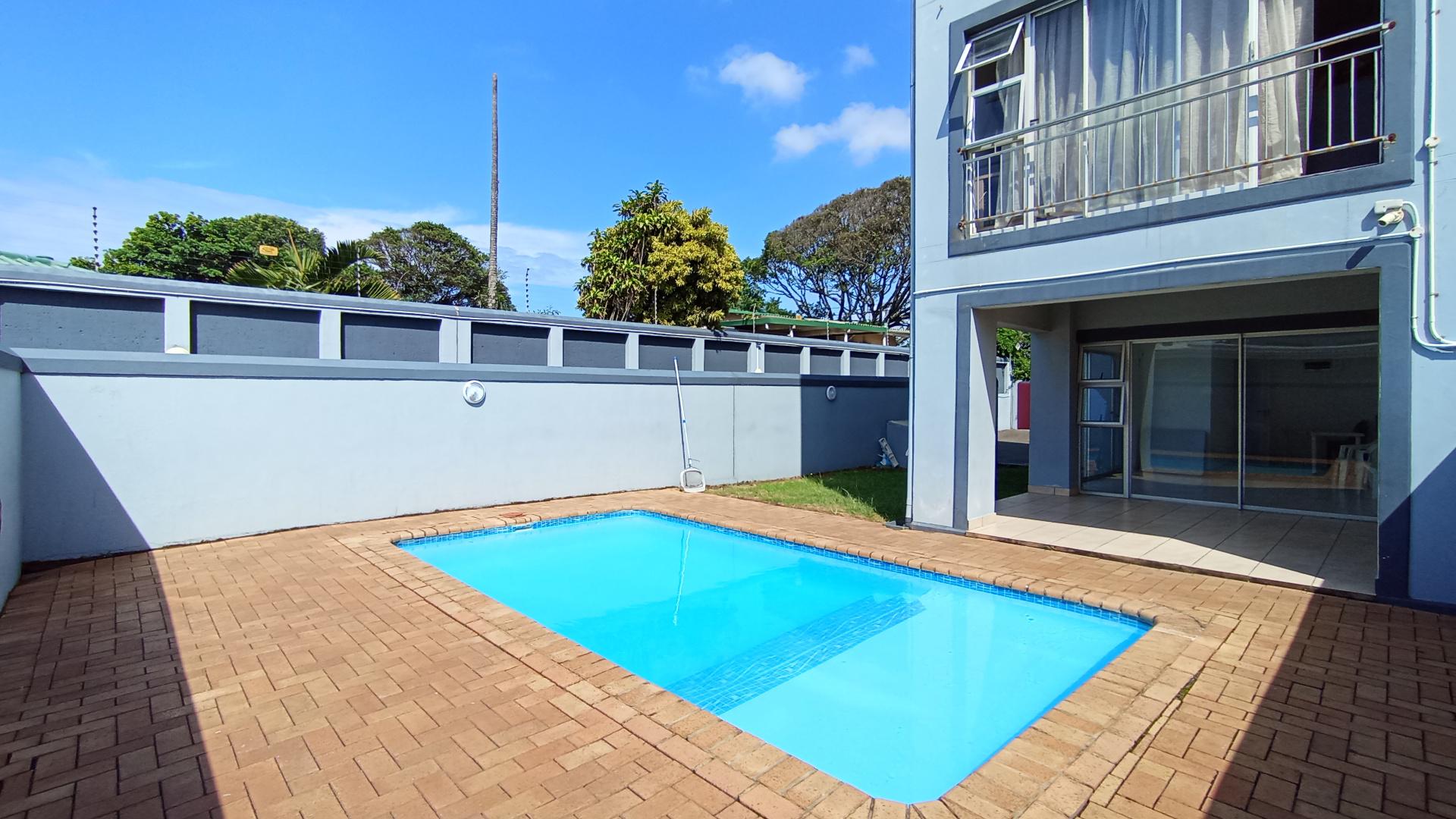 Entertainment of property in Athlone Park