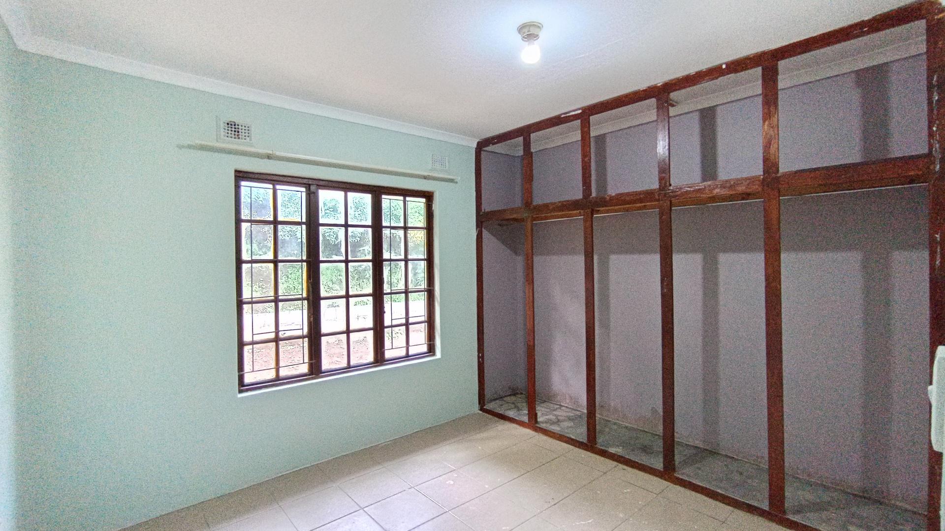 Bed Room 2 - 13 square meters of property in Regency Park