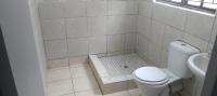 Bathroom 1 of property in Regency Park
