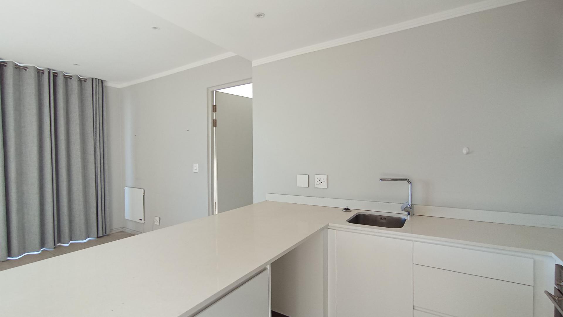 Kitchen - 7 square meters of property in Morningside