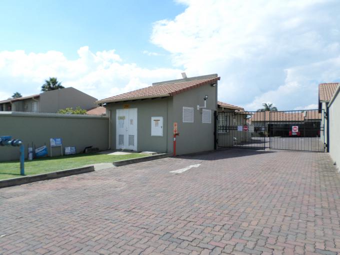 2 Bedroom Sectional Title for Sale and to Rent For Sale in Freeway Park - MR673282
