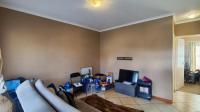 Lounges - 15 square meters of property in Zuurfontein