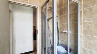 Bathroom 1 - 6 square meters of property in Minnebron