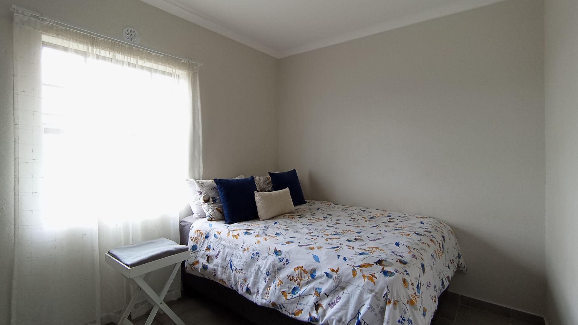 Bed Room 1 - 9 square meters of property in Wolmer