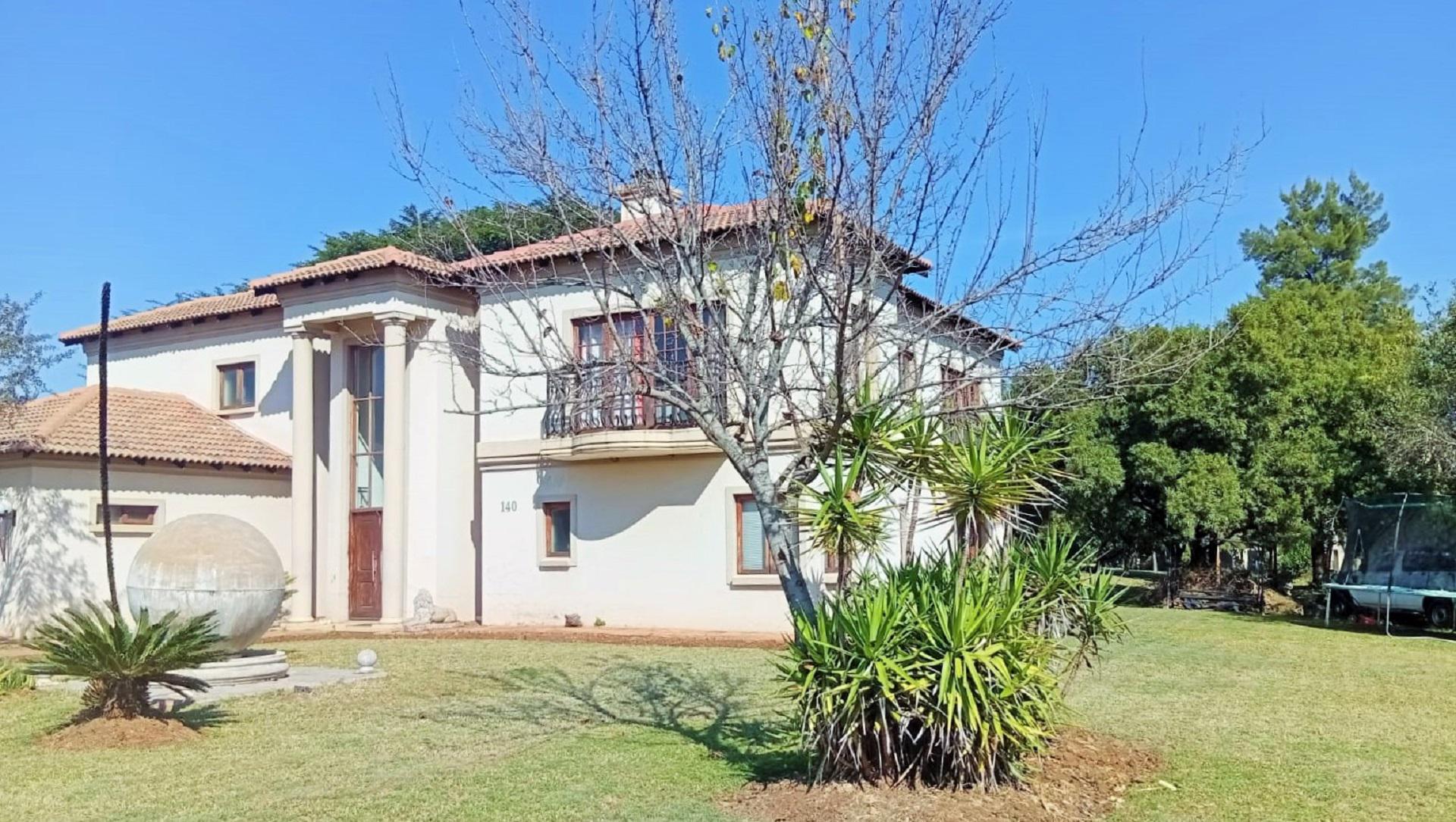 Front View of property in Hartbeespoort