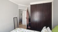 Bed Room 1 - 11 square meters of property in Olievenhoutbos