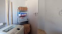 Bathroom 1 - 6 square meters of property in Olievenhoutbos