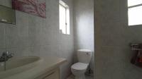 Main Bathroom - 8 square meters of property in Kibler Park