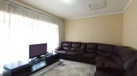 Lounges - 50 square meters of property in Kibler Park