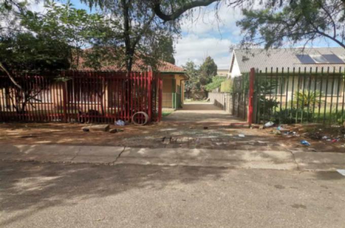 SA Home Loans Sale in Execution 2 Bedroom House for Sale in Vanderbijlpark - MR673311
