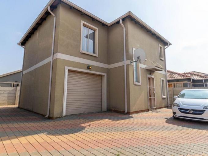 4 Bedroom House for Sale For Sale in Alberton - MR673315
