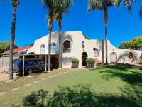  of property in Oudtshoorn