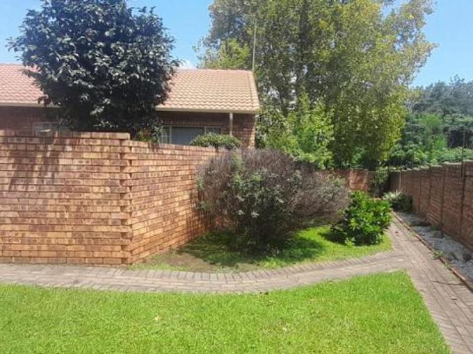 3 Bedroom Simplex to Rent in Celtisdal - Property to rent - MR673334