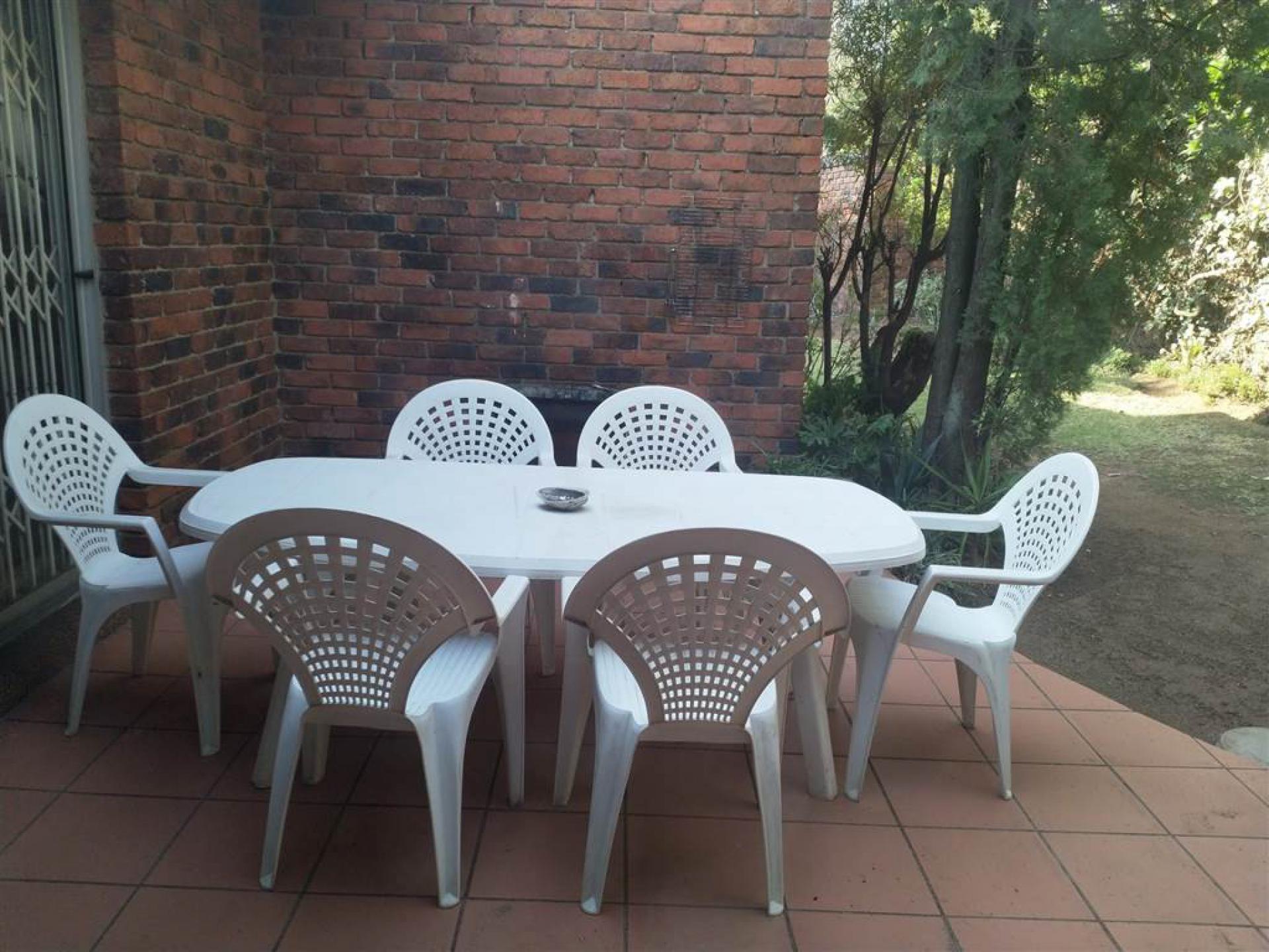  of property in Gallo Manor