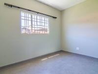  of property in Die Hoewes