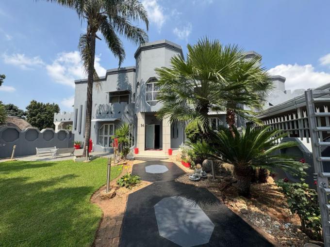 5 Bedroom House for Sale For Sale in Zinniaville - MR673364