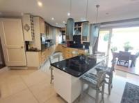  of property in Bassonia