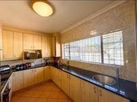  of property in Brackenhurst