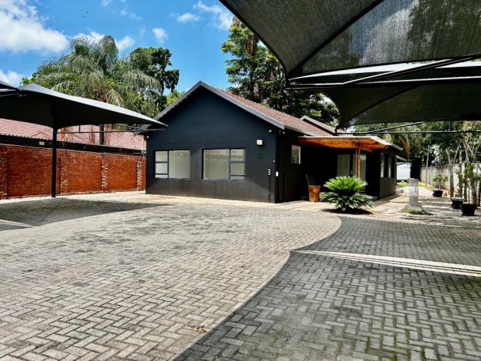 Commercial for Sale For Sale in Rustenburg - MR673401