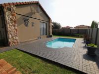 2 Bedroom 2 Bathroom Simplex for Sale for sale in Bergsig - Heidelberg