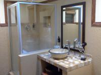 Bathroom 1 of property in White River