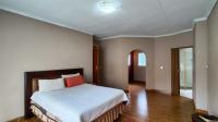 Main Bedroom - 23 square meters of property in Brackenhurst