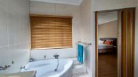 Main Bathroom - 6 square meters of property in Brackenhurst