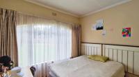 Bed Room 2 - 13 square meters of property in Brackenhurst
