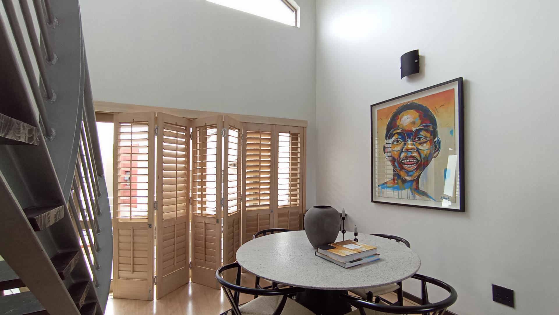 Dining Room - 12 square meters of property in Lone Hill