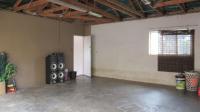 Spaces - 4 square meters of property in Moffat View