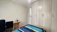Bed Room 2 - 14 square meters of property in Windsor Park - CPT