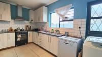 Kitchen - 16 square meters of property in Windsor Park - CPT